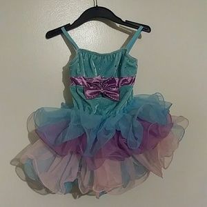 Kid costume, bodysuit attaches, worn once